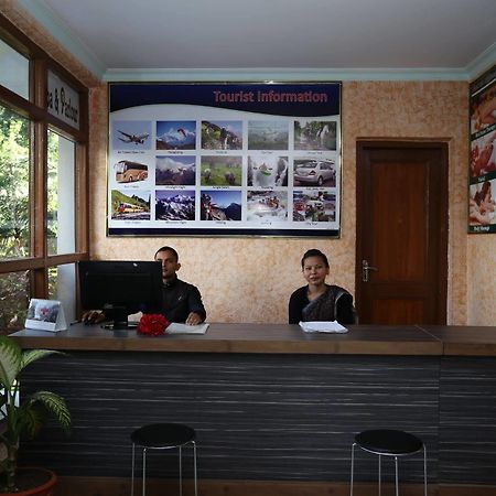 Hotel Peninsula Pokhara Exterior foto